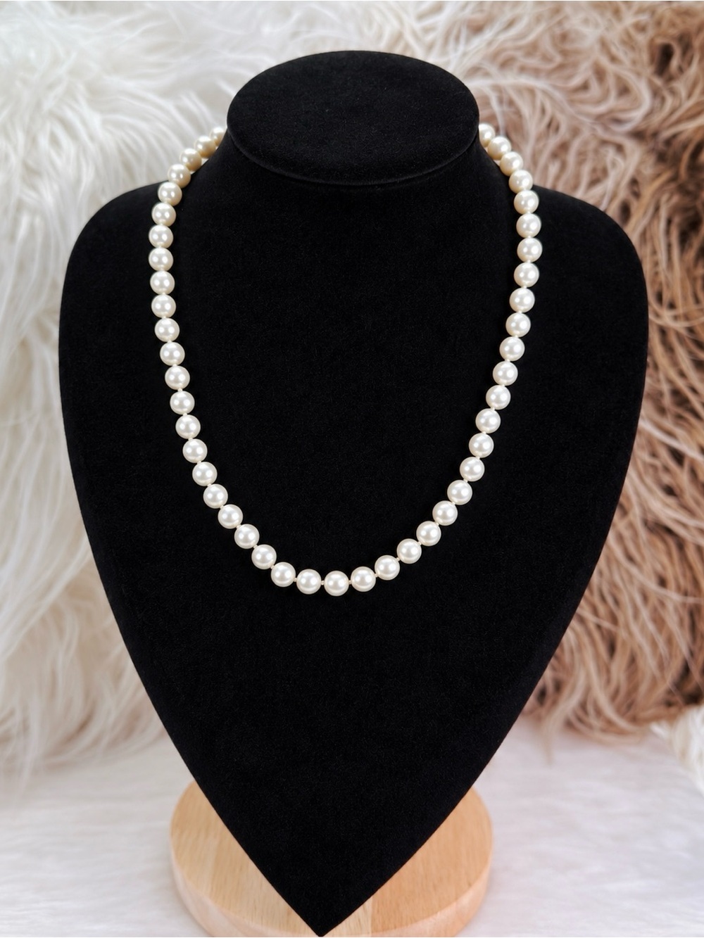 Vintage small knotted in between pearl necklace